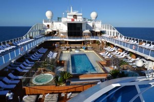Oceania ship Marina pool deck